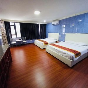 Deluxe Queen Room Two Queen Beds